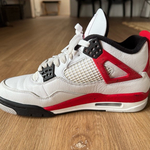 Air Jordan 4 Retro Red Cement Sneakers - Size 8 - Picture 10 of 10